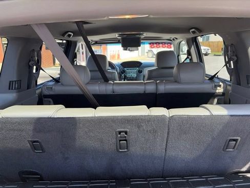 Used 2011 Honda Pilot Touring image 20