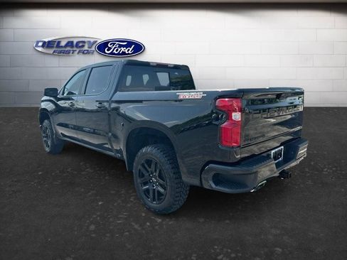 Used 2023 Chevrolet Silverado 1500 LT Trail Boss w/ Convenience Package II AWD/4WD image 3