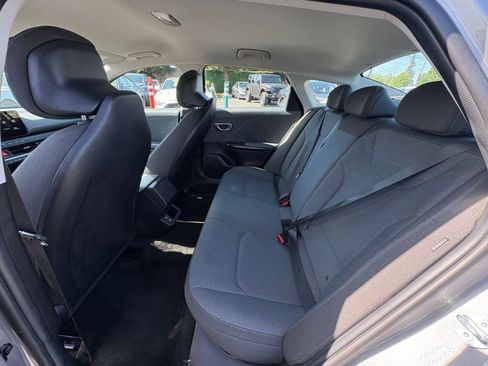 Used 2025 Kia K4 LXS image 25