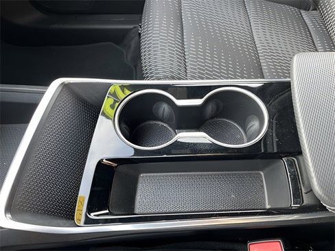 Certified 2025 Chevrolet Equinox LT image 17