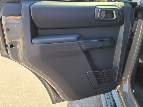 New 2025 Ford Bronco Outer Banks image 9