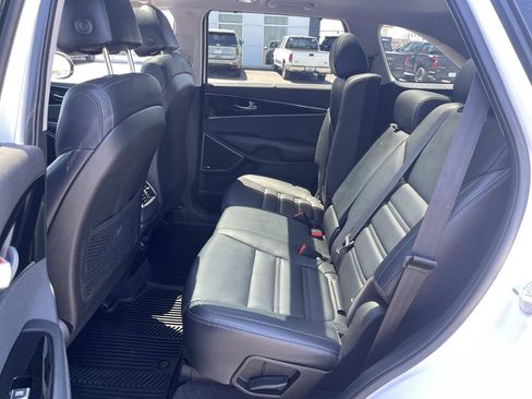 Used 2018 Kia Sorento SX FWD image 26