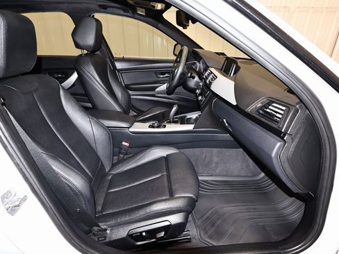 Used 2015 BMW 335i xDrive Sedan image 19