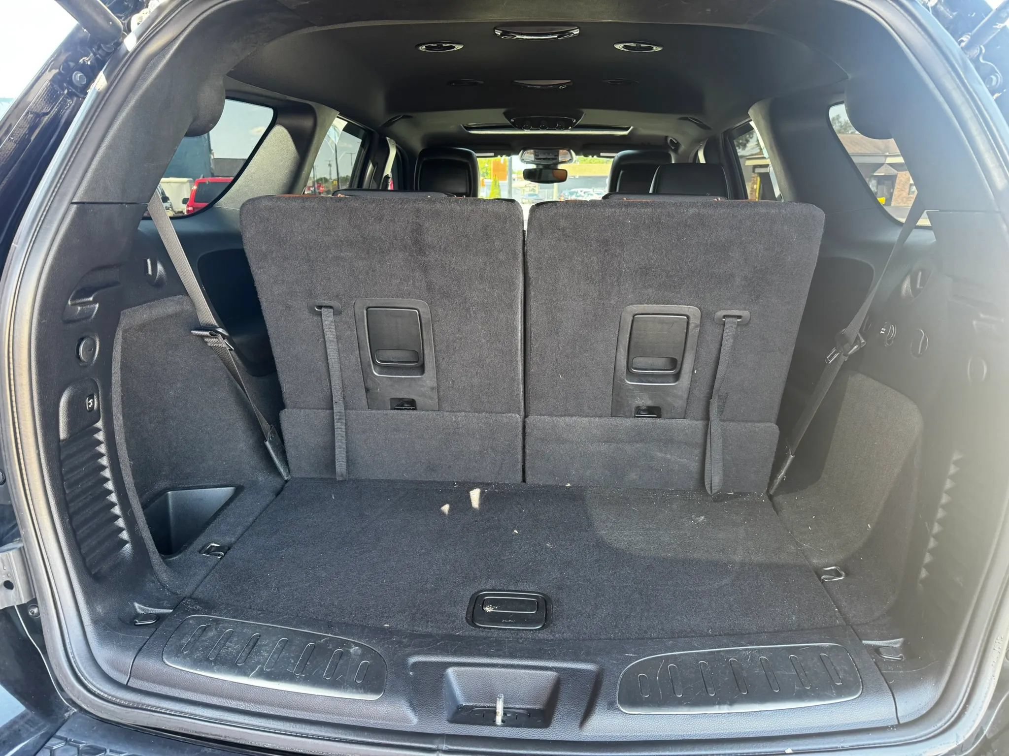 Used 2019 Dodge Durango R/T w/ Blacktop Package AWD/4WD image 27