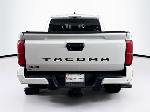 Used 2024 Toyota Tacoma TRD Off-Road image 13