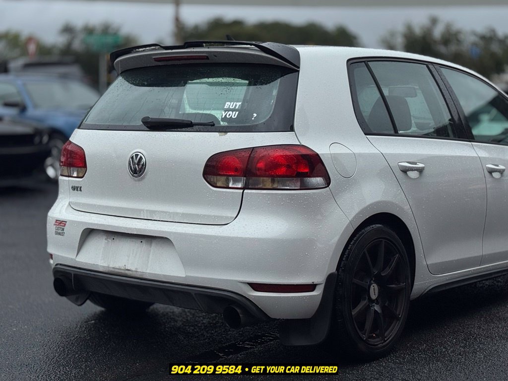 Used 2010 Volkswagen GTI 4-Door FWD image 6