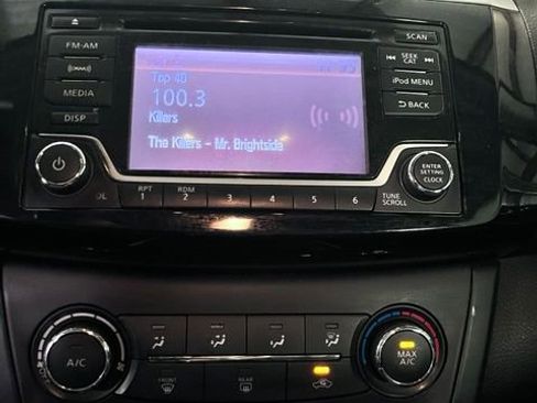 Used 2017 Nissan Sentra SV FWD image 14