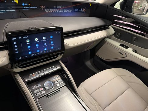 New 2026 Lincoln Nautilus Premier w/ Equipment Group 102A AWD/4WD image 24