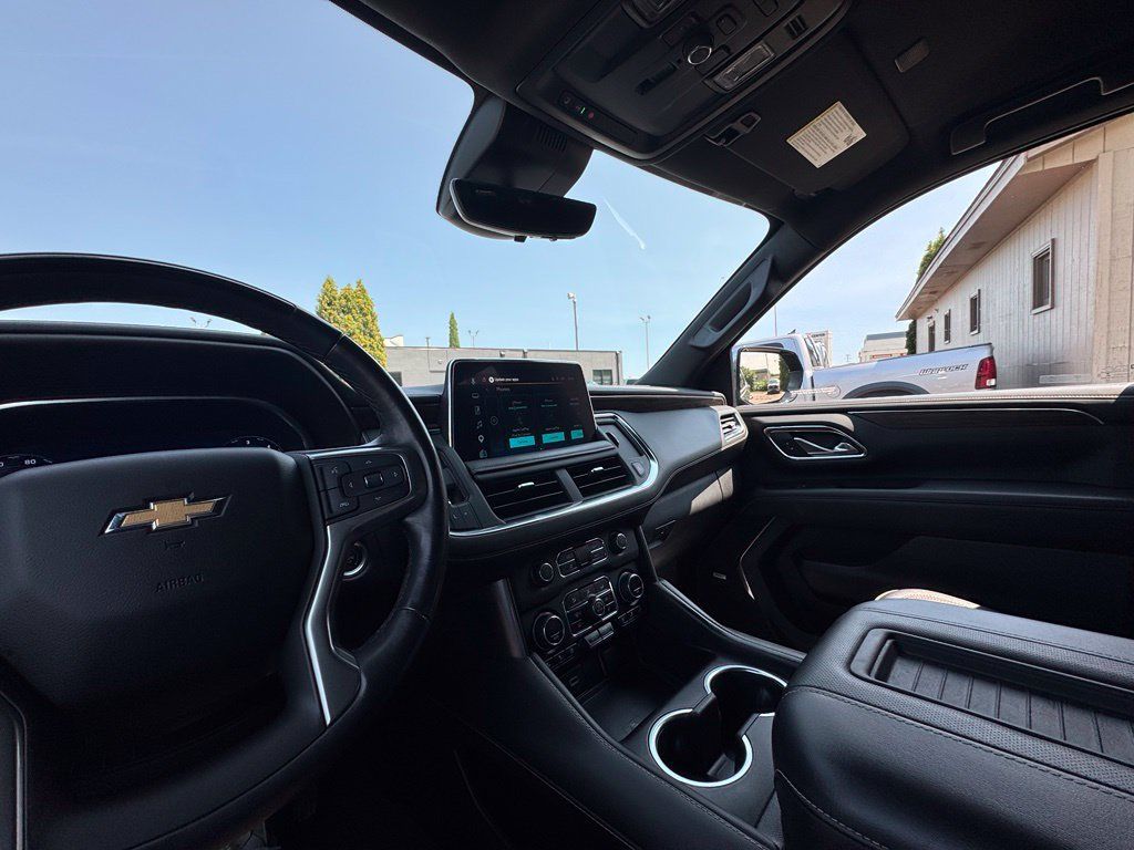 Used 2023 Chevrolet Tahoe Premier w/ Advanced Technology Package AWD/4WD image 32
