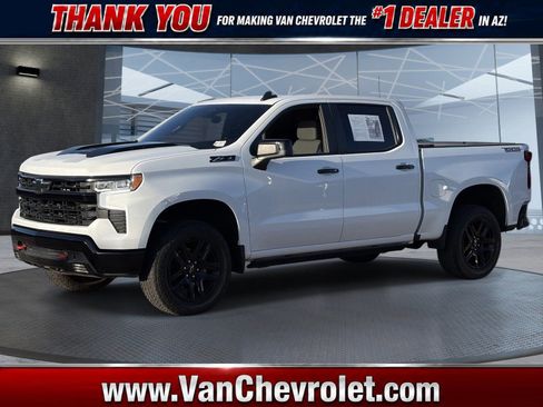 Used 2025 Chevrolet Silverado 1500 LT Trail Boss w/ LPO, Dark Essentials Package AWD/4WD image 1