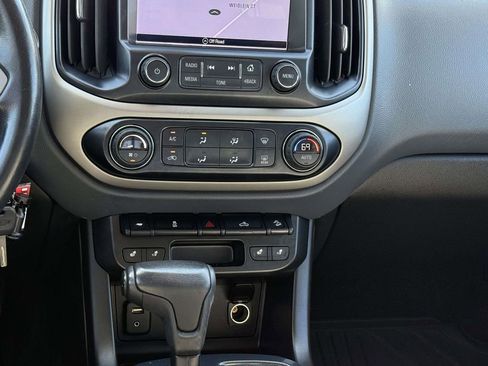Used 2016 Chevrolet Colorado Z71 AWD/4WD image 18
