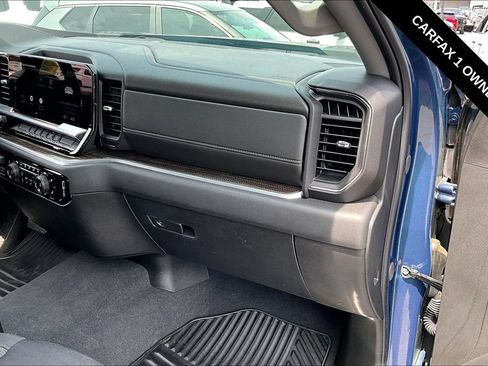 Used 2025 Chevrolet Silverado 2500 LT w/ Convenience Package AWD/4WD image 26