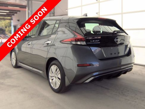 Used 2023 Nissan Leaf S FWD image 5