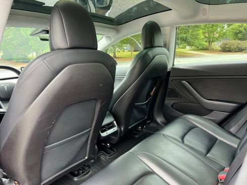 Used 2019 Tesla Model 3 Standard Range Plus RWD image 15