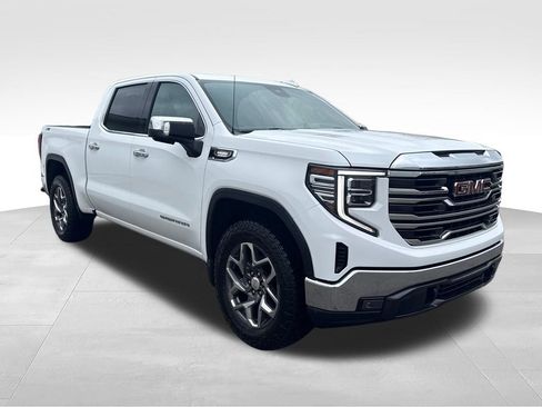 Used 2022 GMC Sierra 1500 SLT AWD/4WD image 18