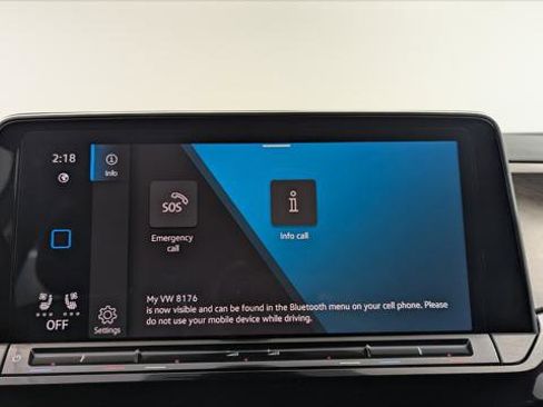 Used 2025 Volkswagen Atlas SE image 26