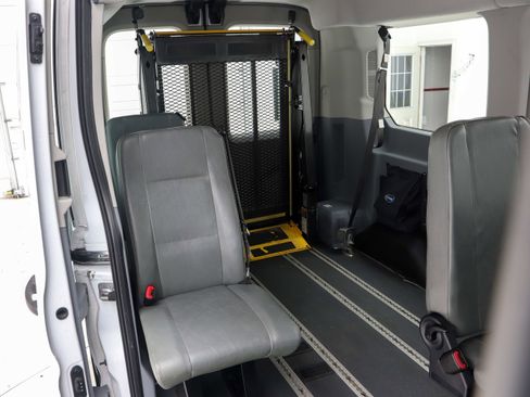 Used 2017 Ford Transit 150 XL RWD image 17