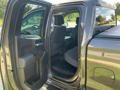 Used 2020 GMC Sierra 1500 SLE w/ SLE Value Package AWD/4WD image 17