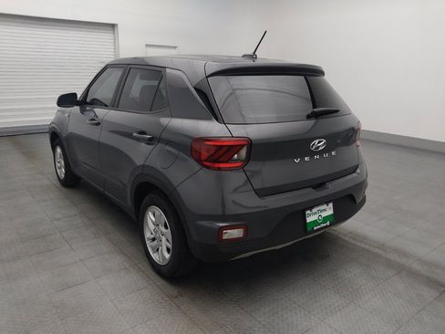 Used 2023 Hyundai Venue SE FWD image 5