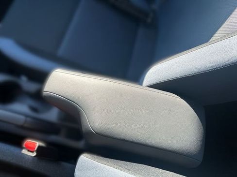 New 2025 Nissan Versa SV w/ Trunk Package FWD image 23