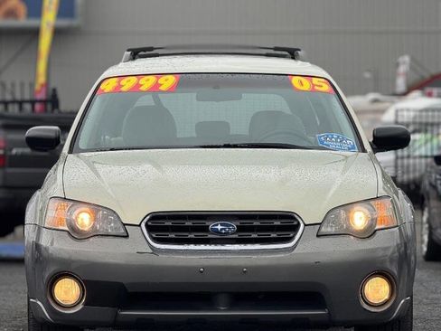 Used 2005 Subaru Outback 2.5i image 2