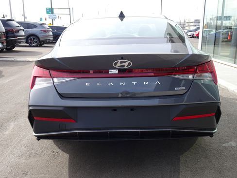 New 2026 Hyundai Elantra Blue image 4