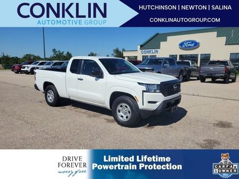 Used 2024 Nissan Frontier S RWD image 1