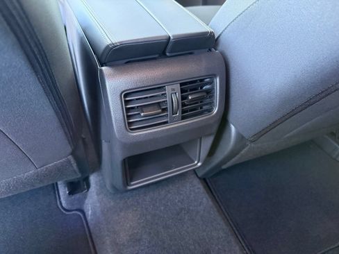 Used 2026 Nissan Rogue S FWD image 26