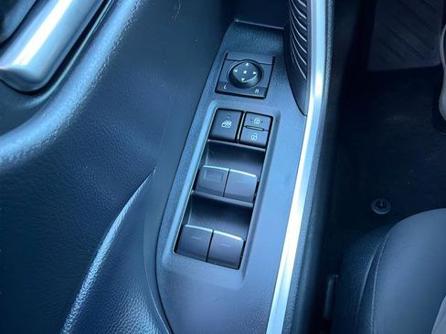 Used 2023 Toyota RAV4 XLE AWD/4WD image 19