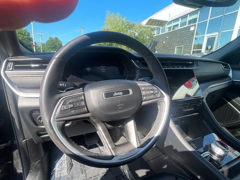 Used 2024 Jeep Grand Cherokee Limited 4xe AWD/4WD image 10