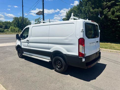 Used 2019 Ford Transit 250 130 Low Roof w/ Exterior Upgrade Package RWD image 10