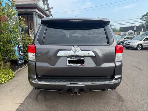 Used 2013 Toyota 4Runner SR5 w/ Premium Pkg w/3rd Row Seat AWD/4WD image 3