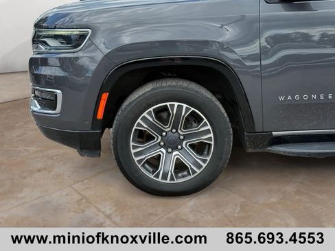 Used 2022 Jeep Wagoneer Series III w/ Flexible Seating Group AWD/4WD image 9