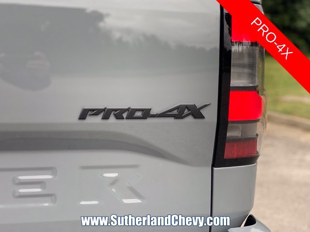Used 2023 Nissan Frontier PRO-4X w/ Pro-4X Premium Package AWD/4WD image 11