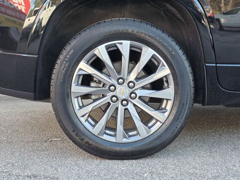 Used 2023 Chevrolet Traverse Premier image 51