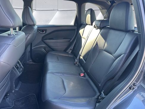 Used 2025 Subaru Forester Limited image 18