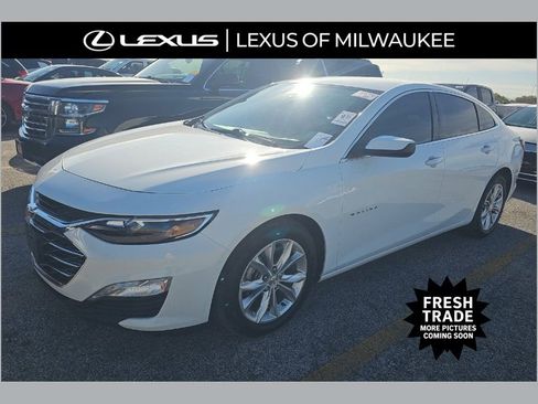 Used 2022 Chevrolet Malibu LT image 1