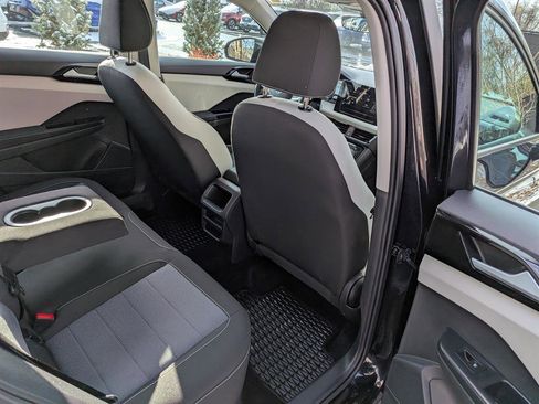 Certified 2025 Volkswagen Taos S image 14