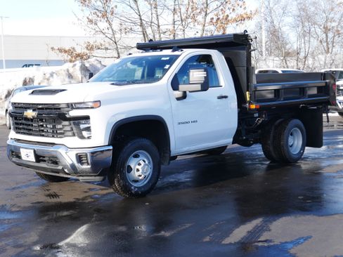 New 2025 Chevrolet Silverado 3500 W/T w/ WT Convenience Package AWD/4WD image 3