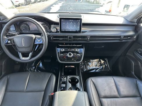 Certified 2022 Lincoln Corsair AWD w/ Equipment Group 101A image 15