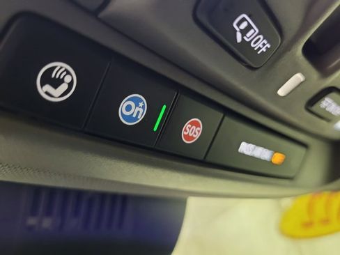 Used 2022 Chevrolet Silverado 1500 LT image 42