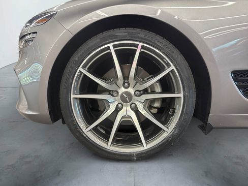 Used 2023 Genesis G70 2.0T RWD image 14