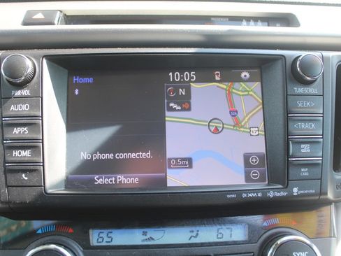 Used 2018 Toyota RAV4 Adventure FWD image 39