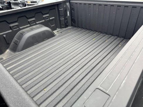 New 2026 Chevrolet Silverado 1500 High Country AWD/4WD image 36