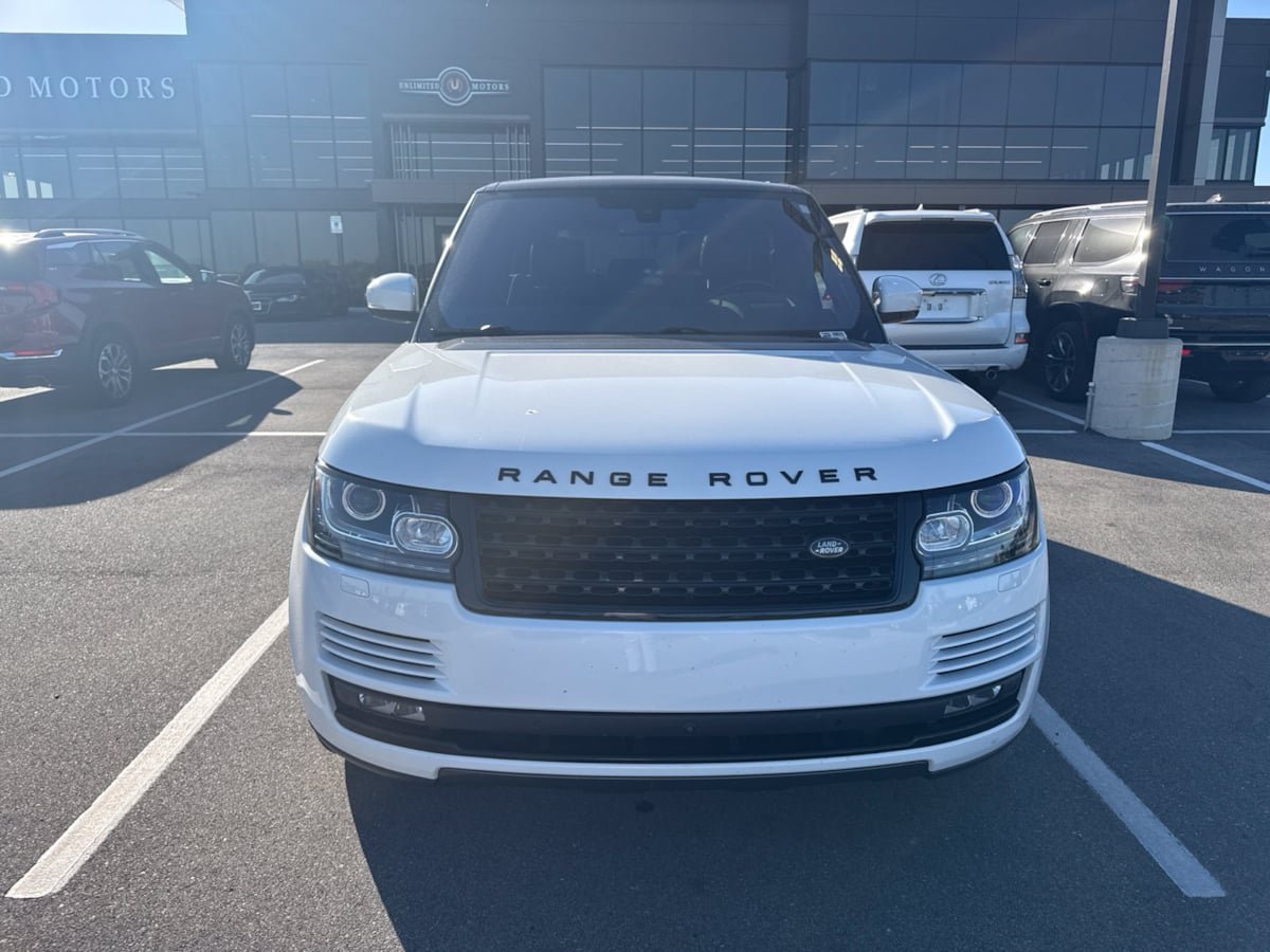 Used 2016 Land Rover Range Rover Supercharged AWD/4WD image 2