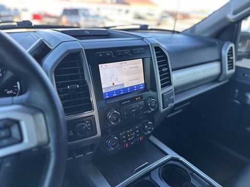 Used 2020 Ford F250 Lariat w/ Lariat Ultimate Package image 18