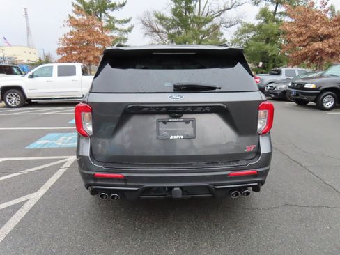 Used 2020 Ford Explorer ST w/ ST Street Pack image 6