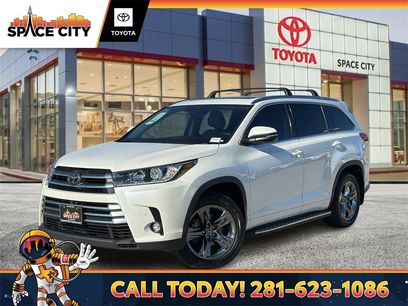Used 2019 Toyota Highlander Limited Platinum