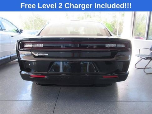 Used 2025 Dodge Charger R/T w/ Quick Order Package 25M R/T image 5