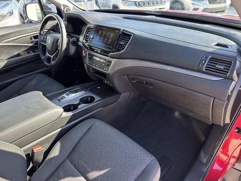 Certified 2024 Honda Ridgeline Sport image 12